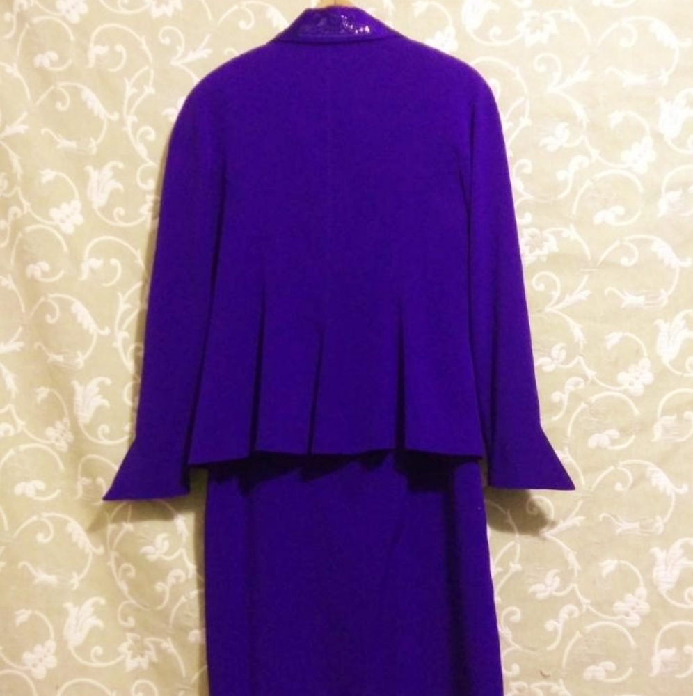 Daymor Couture  Size 16 Two Piece - Picture 4 of 7